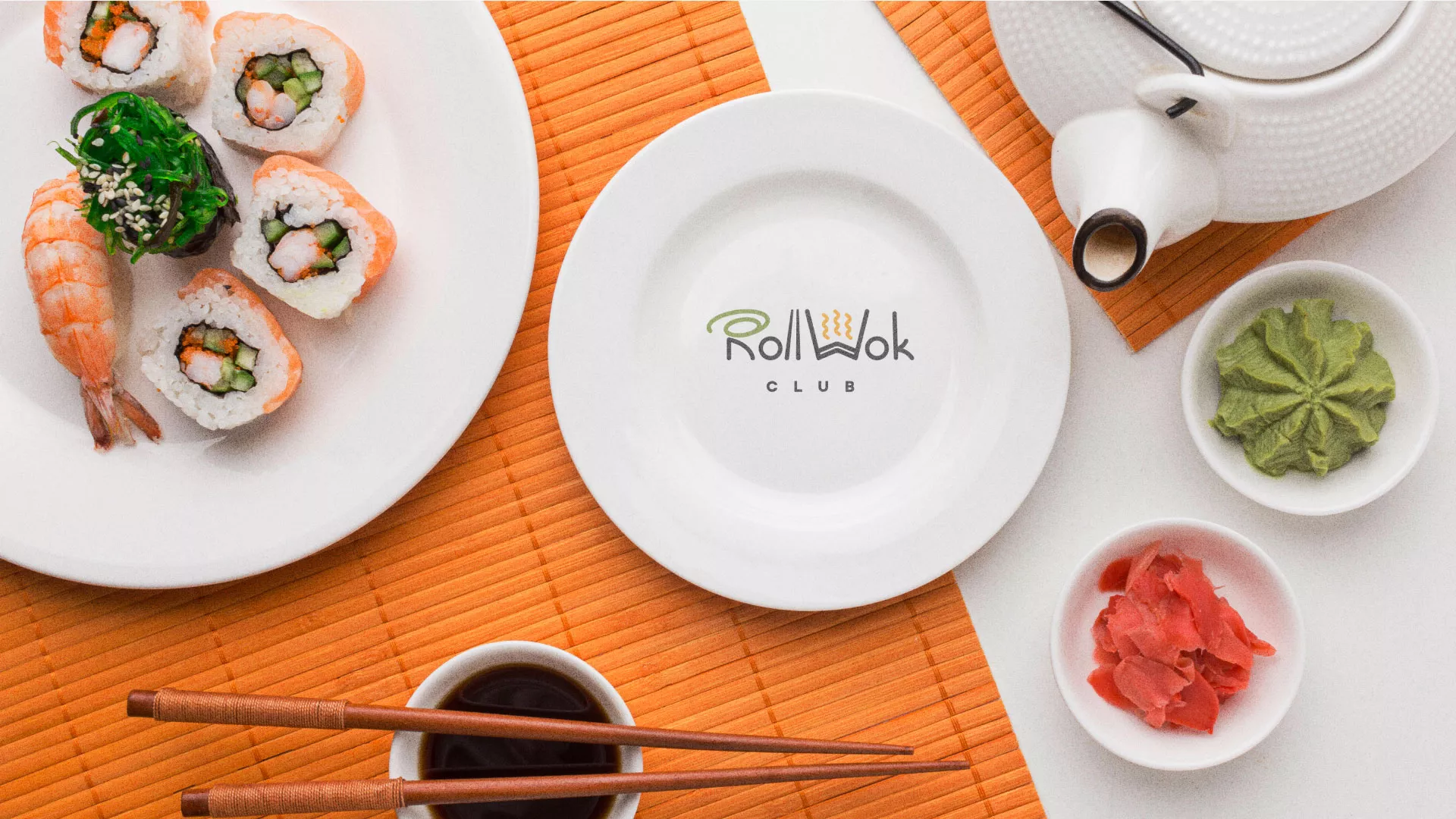 Разработка логотипа и фирменного стиля суши-бара «Roll Wok Club» в Короче